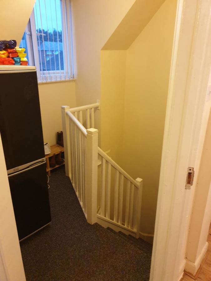 Splendid 4Bedrooms Shared Home 曼彻斯特 外观 照片