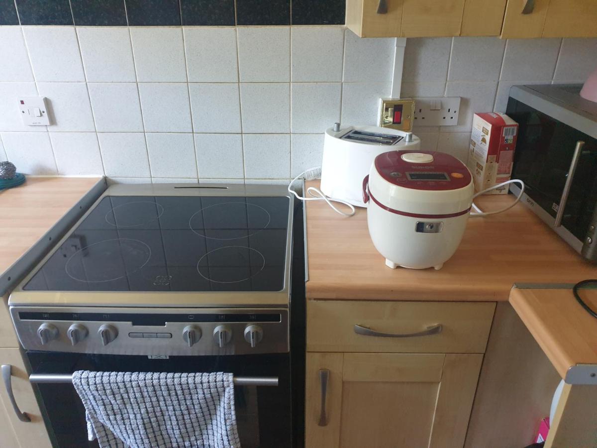 Splendid 4Bedrooms Shared Home 曼彻斯特 外观 照片